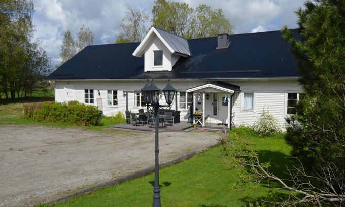 Overhornas Hostel | Högsnäsgården - Hostel