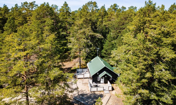 Hudiksvall House | Hölick Tallen 1 by Interhome