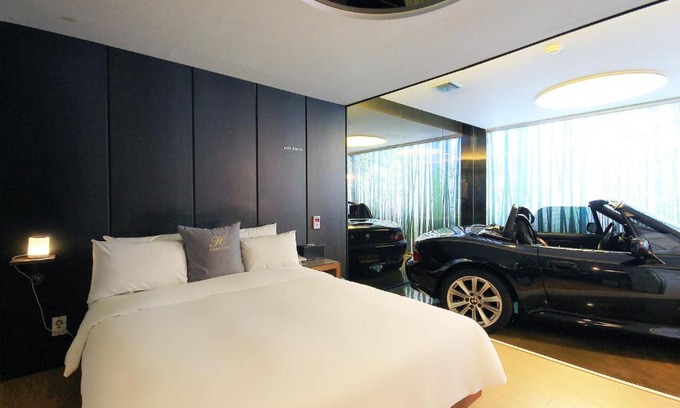 Songman Hotel | H Drive Hotel