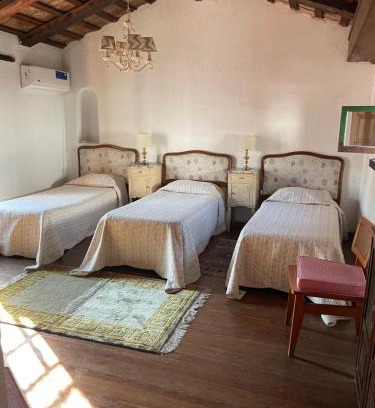 San Isidro House | Habitación Azul triple con gran jardín !