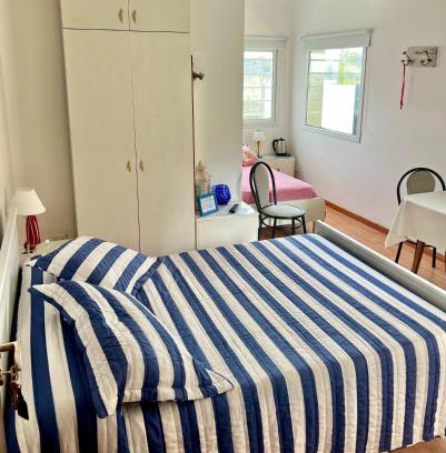 Tandil Bed & Breakfast | Habitación Caléndulas- Hospedaje Lo De Juan Y Mabel