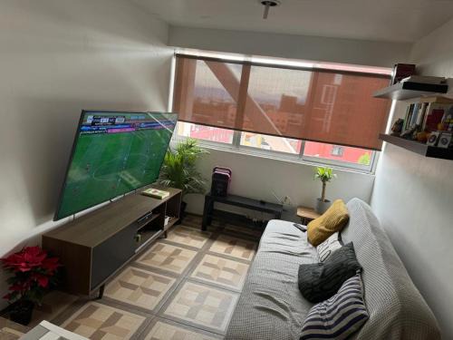 Cuauhtemoc House | Habitación con baño propio - CENTRO CDMX