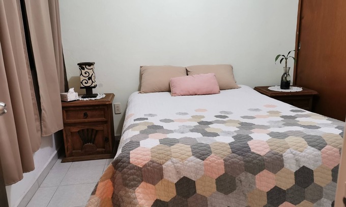 Cuautitlan Izcalli House | Habitación Matrimonial Confortable