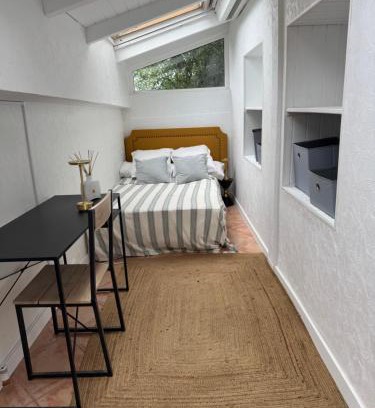 Irun Bed & Breakfast | habitación peregrinos alegres