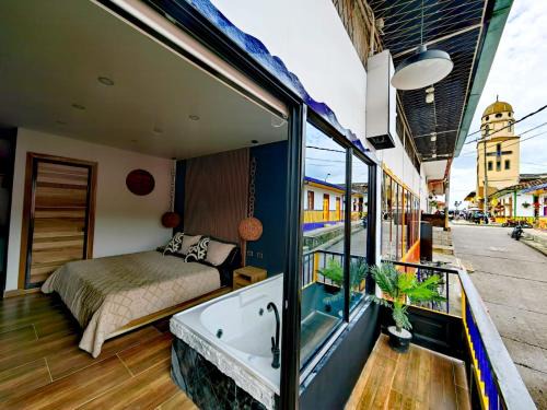 Salento Hotel | Habitacion Deluxe 2 con Jacuzzi a 20 mt del parque