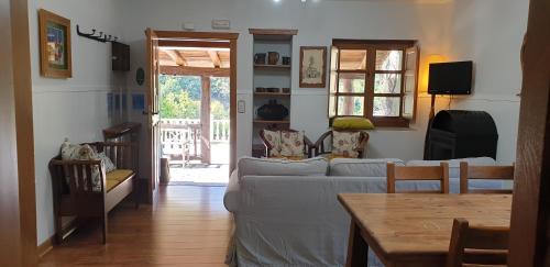 Limes House | Habitaciones - La Pumarada de Limés I