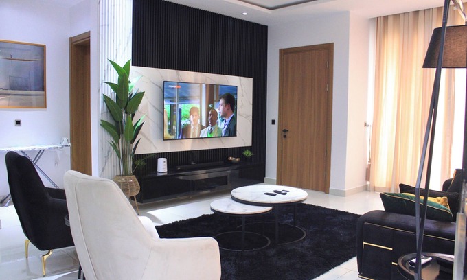 Lekki Phase 1 Apartment | HAC Apartment - A Luxurious 2-bedroom apartment at Lekki Phase 1 with WiFi, pool