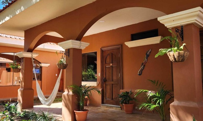 Cuajiniquil Hotel | Hacienda Casa del Viento