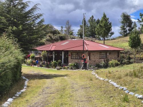 Nabon House | Hacienda El Atardecer, vía a Loja