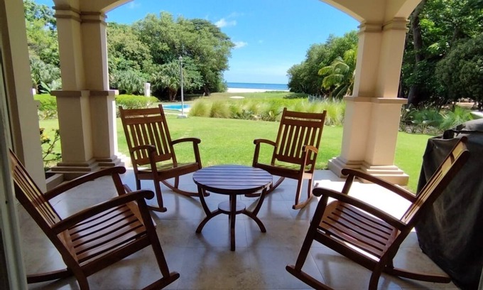 Playa Colorado Condo | Hacienda Iguana 2 bdrm 2 bth Surf Condo w/pool