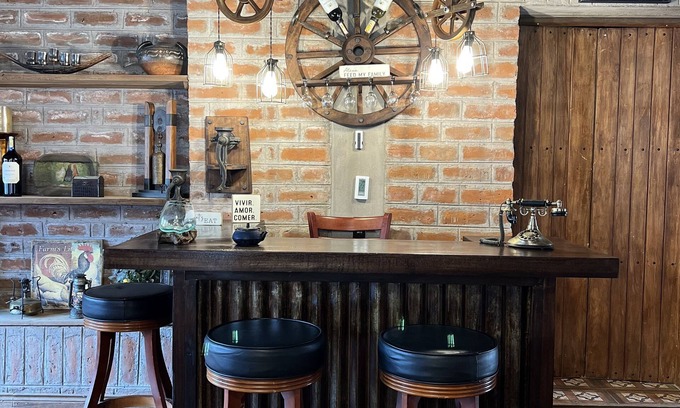 Guamote Hotel | Hacienda Santa Ana Lodging
