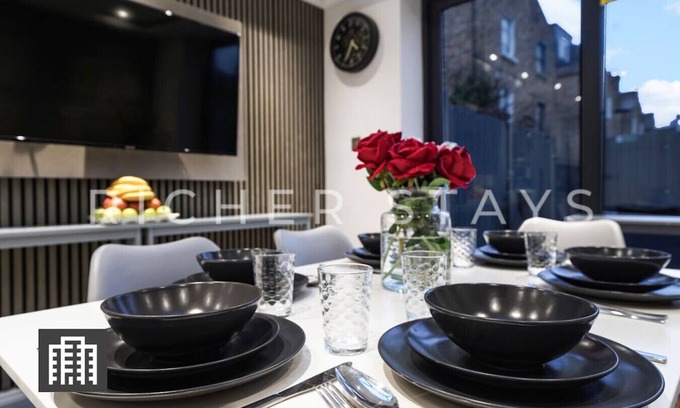 Hackney Downs House | Hackney Suites - Double En-suite Room (B1)