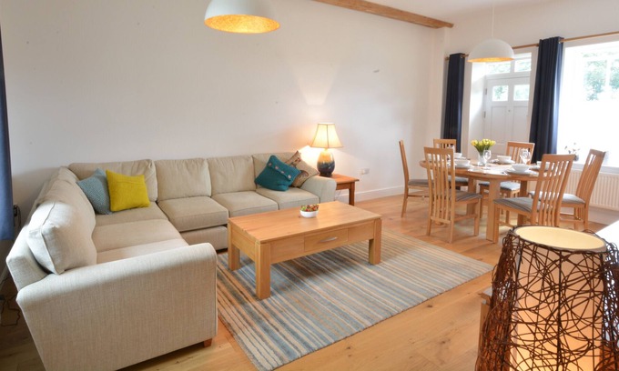 Blythburgh Cottage | HADDON, BLYTHBURGH, family friendly, with pool in Southwold