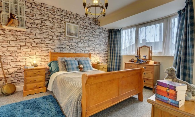 Watford Apartment | Hagrid's Hut