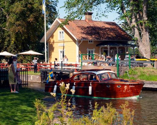 Toreboda House | Hajstorp Slusscafé & Vandrarhem