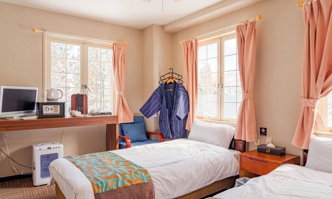 Iimori Hotel | Hakuba Sunvalley Hotel Annex Westernstyle twin/Kitaazumi-gun Nagano