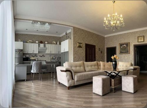 Qusar House | Halal House Vip