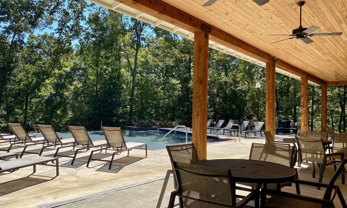 Oxford House | Halcyon Awaits you!