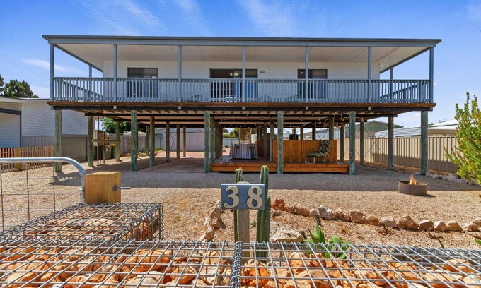 Minlacowie House | Halcyon Hardwicke Bay