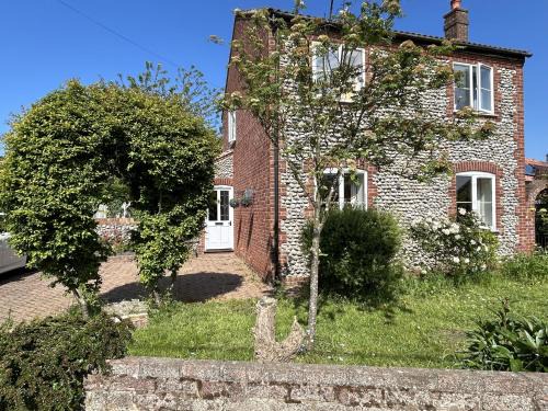 Bodham House | Halcyon House
