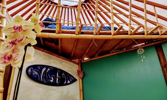 Papaikou House | Hale'ohe (Bamboo House) Yurt on a small family farm