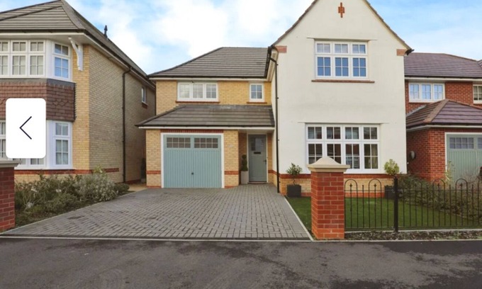 Halewood House | Halewood Haven - 4 Bedroom House