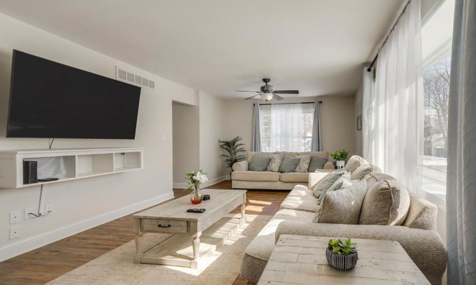 Lake Geneva House | half Mi to Lake Geneva Home with Game Room