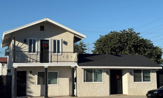 Paramount Apartment | Halloween Special in Paramount