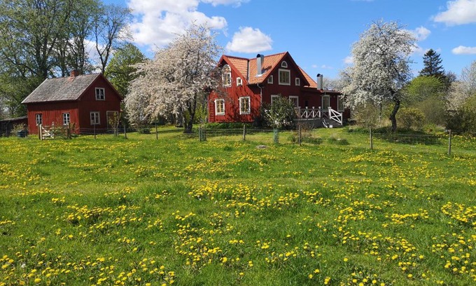 Varnhem Bed & Breakfast | Hälsa på landet- Bed & Breakfast