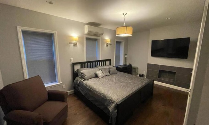 Bedford-Stuyvesant Apartment | HALSEY MANOR: Luxurious 2-bedroom apartment