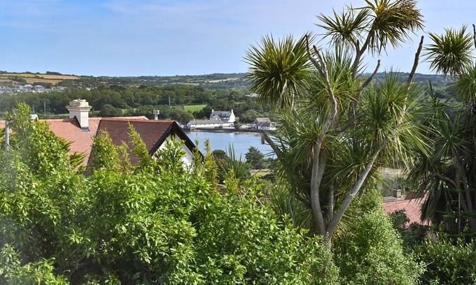 Lelant House | Halwell Lodge