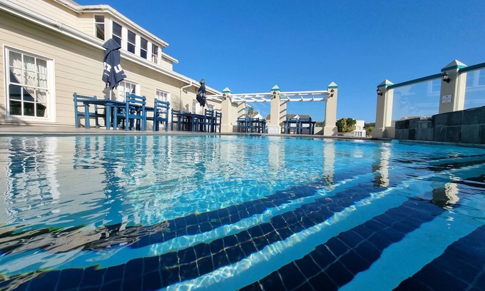 West Bank Hotel | Halyards Hotel and Spa