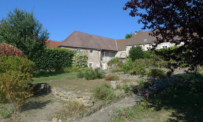 Nolay Cottage | Hameau De Cirey, 5-star luxurious Gite in BEAUNE area