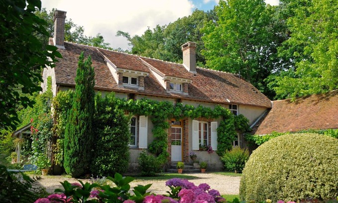 Paley House | Hameau des Grès