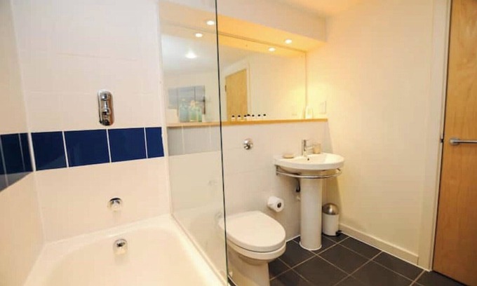 Saint Paul's Apartment | Hamilton Court 1.5 Bedroom