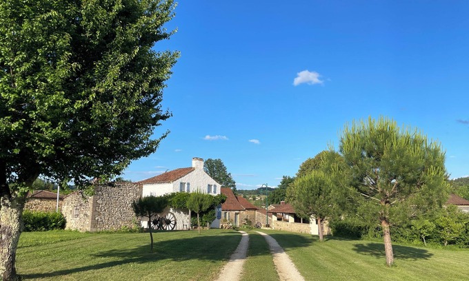 Cuzorn Cottage | Hamlet of 2 Gites, private gardens, large pool, historic and tranquil