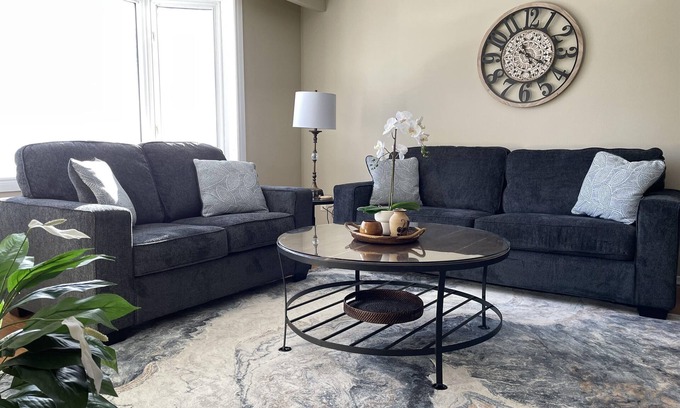 Waterloo House | Hammer Haus III - Vacation Rental - Sleeps 6 - Walk to University of Waterloo!
