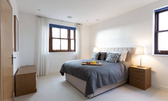 Windsor Apartment | Hampden Apartments - The Henry
