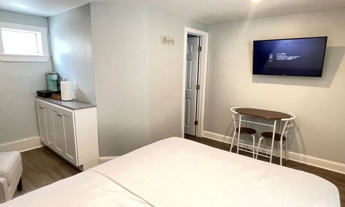 Hampton Condo | Hampton Beach Getaway | Mins to Portsmouth+ Maine