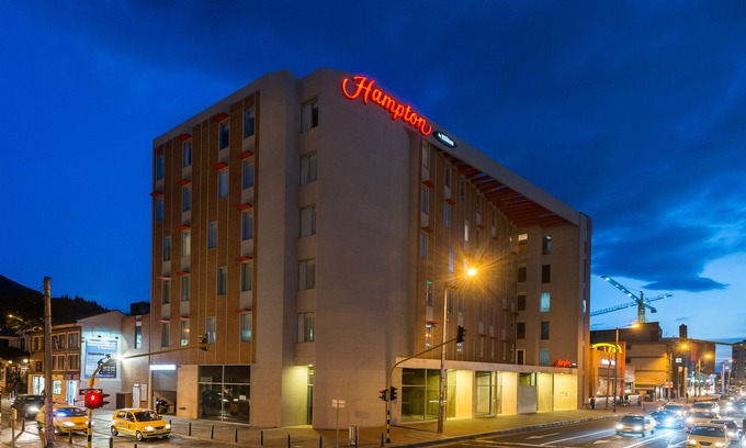 Usaquen Hotel | Hampton by Hilton Bogota Usaquen