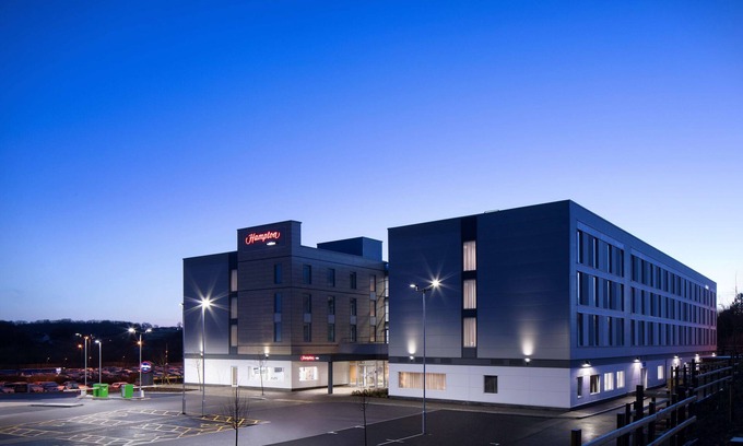 Lulsgate Bottom Hotel | Hampton by Hilton Bristol Airport