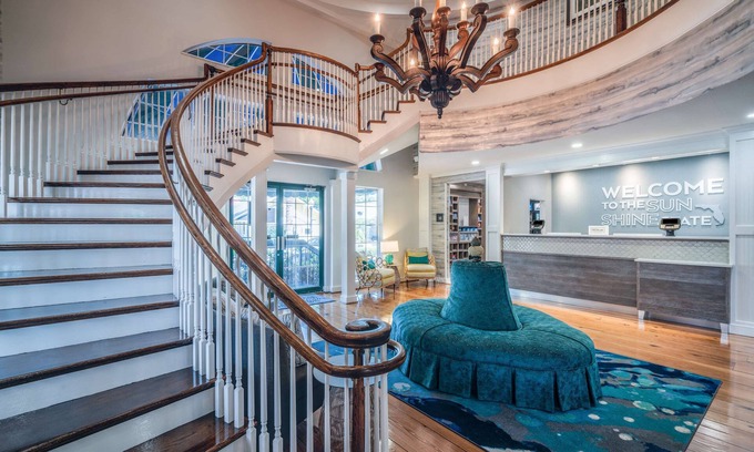 Fernandina Beach Hotel | Hampton Inn and Suites Amelia Island Historic Harbor Front