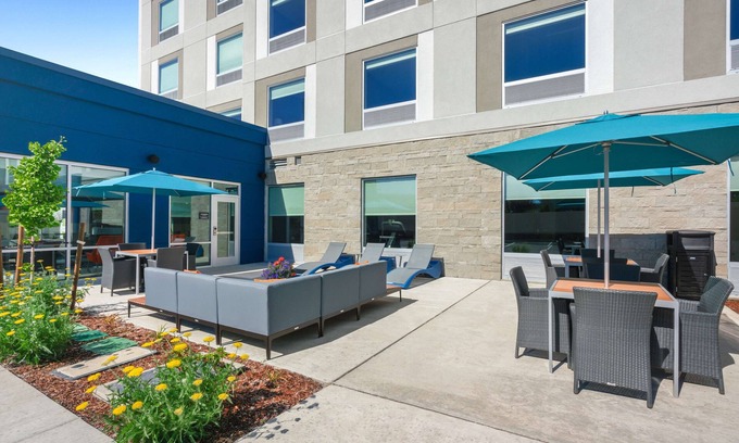 Guide Meridian Hotel | Hampton Inn Bellingham Airport