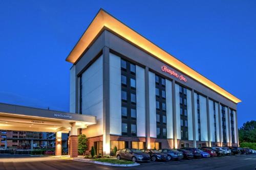 University Place Hotel | Hampton Inn Charlotte University Place