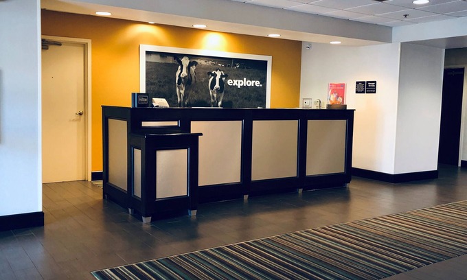 Clearfield Hotel | Hampton Inn Clearfield