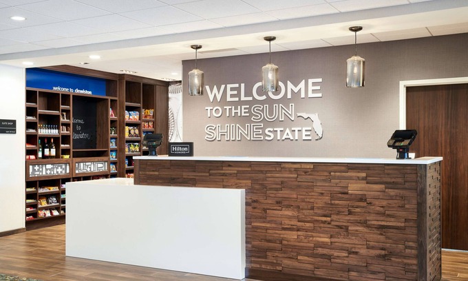 Clewiston Hotel | Hampton Inn Clewiston