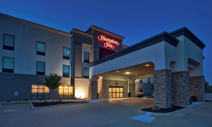 Clinton Hotel | Hampton Inn Clinton, IA