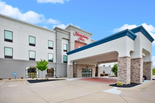 Clinton Hotel | Hampton Inn Clinton