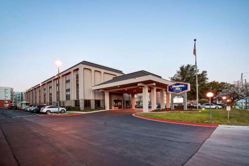 College Station Hotel | Hampton Inn College Station-Near Texas A&M University