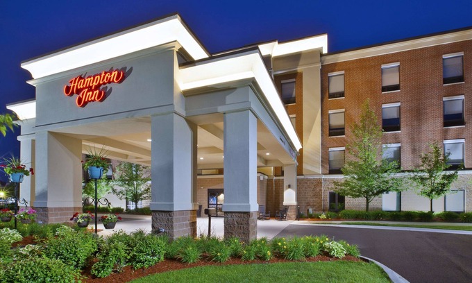 Commerce Township Hotel | Hampton Inn Commerce Novi